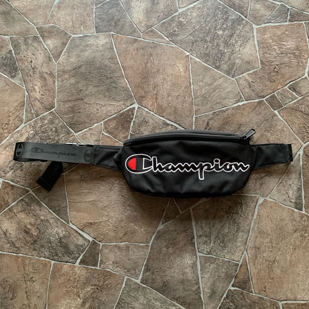 Champion Fanny Pack